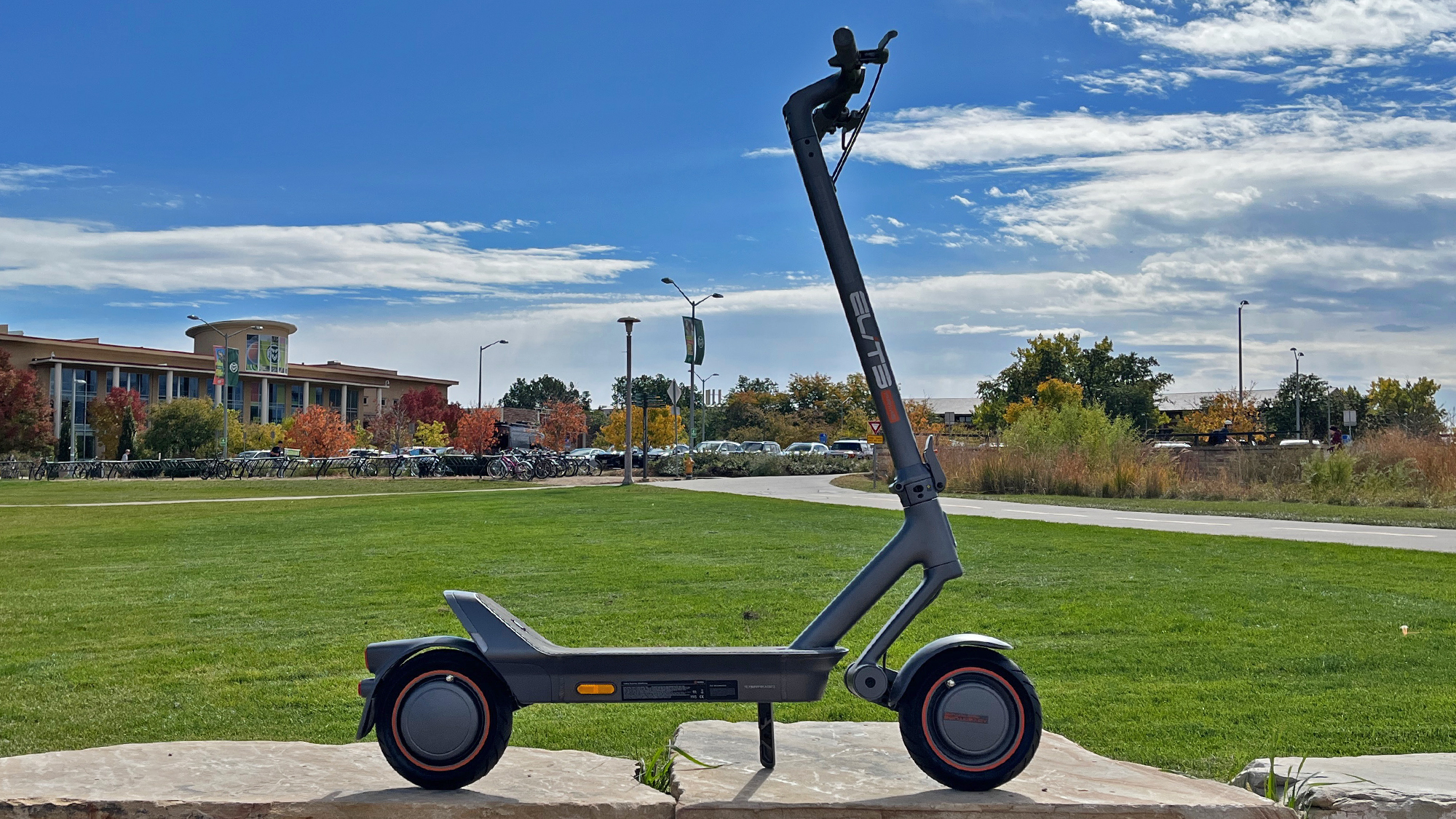Yadea ElitePrime: Why it's the SUV of Electric Scooter's! : r
